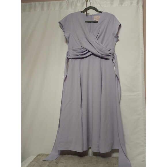 Gal Meets Glam Seraphina Bodice Midi Dress Lavender Size 8. Short Sleeve V-Neck - Picture 1 of 16